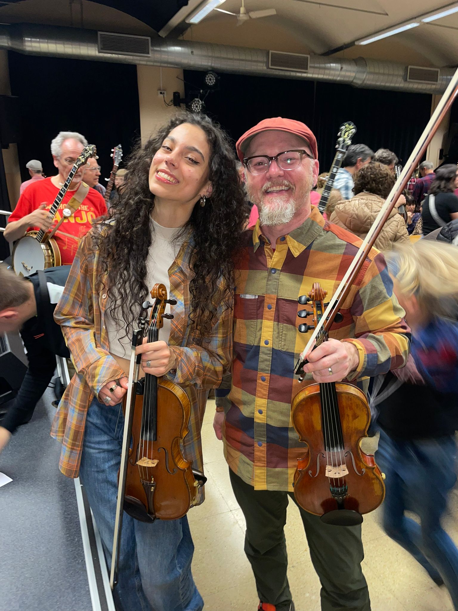 laura_pacios_violinista_cantautora_compositora_española_Barcelona_violín-moderno_blog